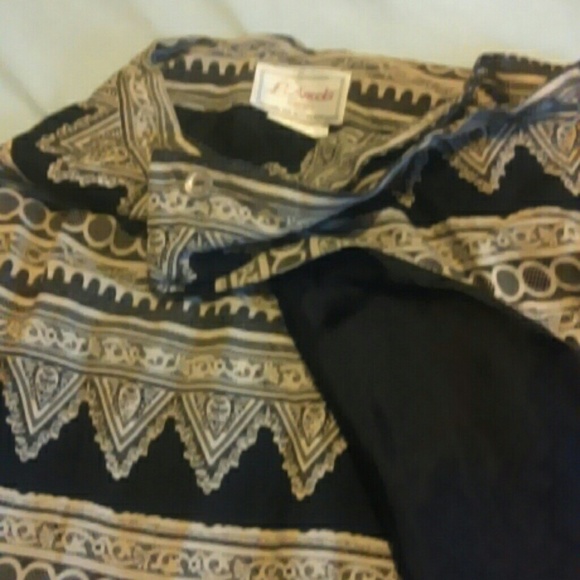 La Madei wrap around skirt Black amd Gold above knees - Picture 3 of 4